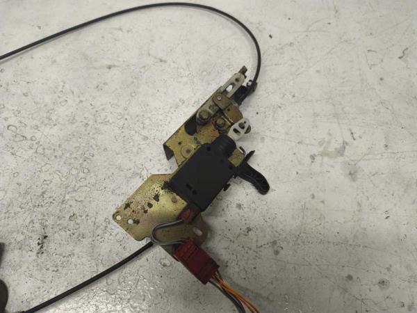 SERRURE DE PORTE ARRIERE DROIT CITROEN/PEUGEOT - Vue 3